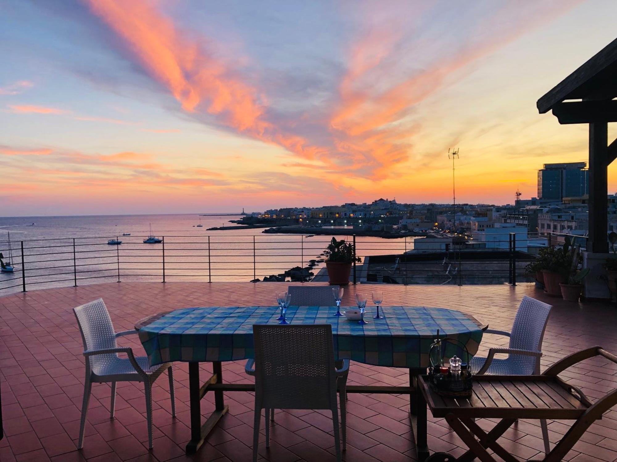 Hotel Palace Vista Mare Gallipoli Exterior photo